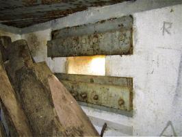 Ligne Maginot - SPIESS 1 - (Blockhaus pour arme infanterie) - Créneau mitrailleuse Nord-Est