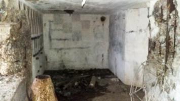 Ligne Maginot - DB15 - (Blockhaus pour canon) - Chambre de tir canon vue du côté gauche