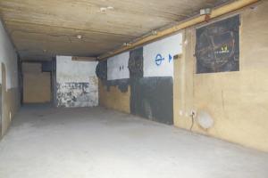 Ligne Maginot - NANCY- LAXOU - CENTRAL PROTéGé - (Central téléphonique isolé) - Local des équipements de télégraphie
Les inscriptions diverses ne sont pas d'époque. Elles ont été faites dans le cadre du tournage du film de JP JEUNET