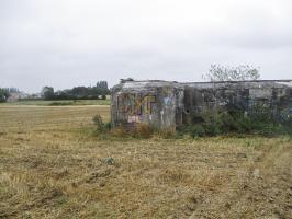 Ligne Maginot - A5 - PONT DE WATOU - (Blockhaus lourd type STG / STG-FCR - Double) - Vue prise depuis Watou (Belgique) rue Winnezeele