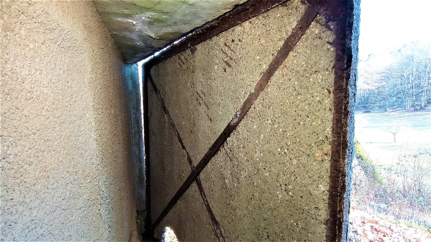 Ligne Maginot - GUNSTHAL FERME OUEST - (Blockhaus pour arme infanterie) - Le panneau de camouflage encore en place