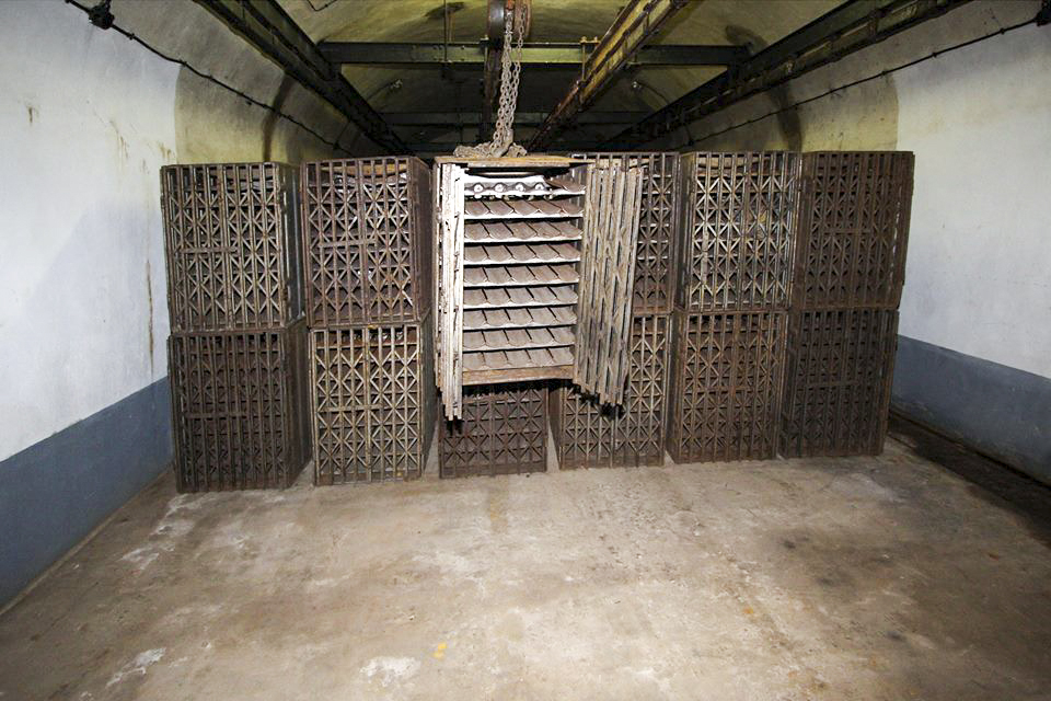 Ligne Maginot - FOUR A CHAUX - FAC - (Ouvrage d'artillerie) - Bloc 2
Magasin à munitions M2