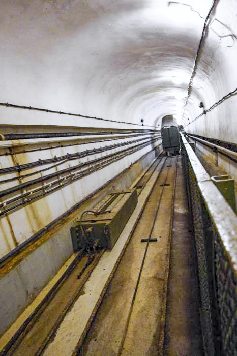 Ligne Maginot - FOUR A CHAUX - FAC - (Ouvrage d'artillerie) - Le plan incliné
Contrepoids du monte-wagonnet