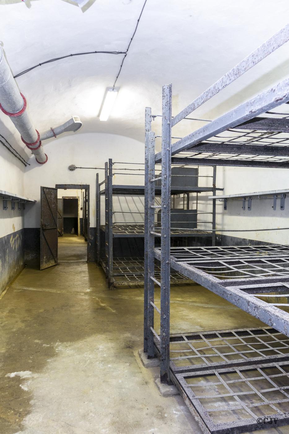Ligne Maginot - FOUR A CHAUX - FAC - (Ouvrage d'artillerie) - Caserne
Chambre de troupe