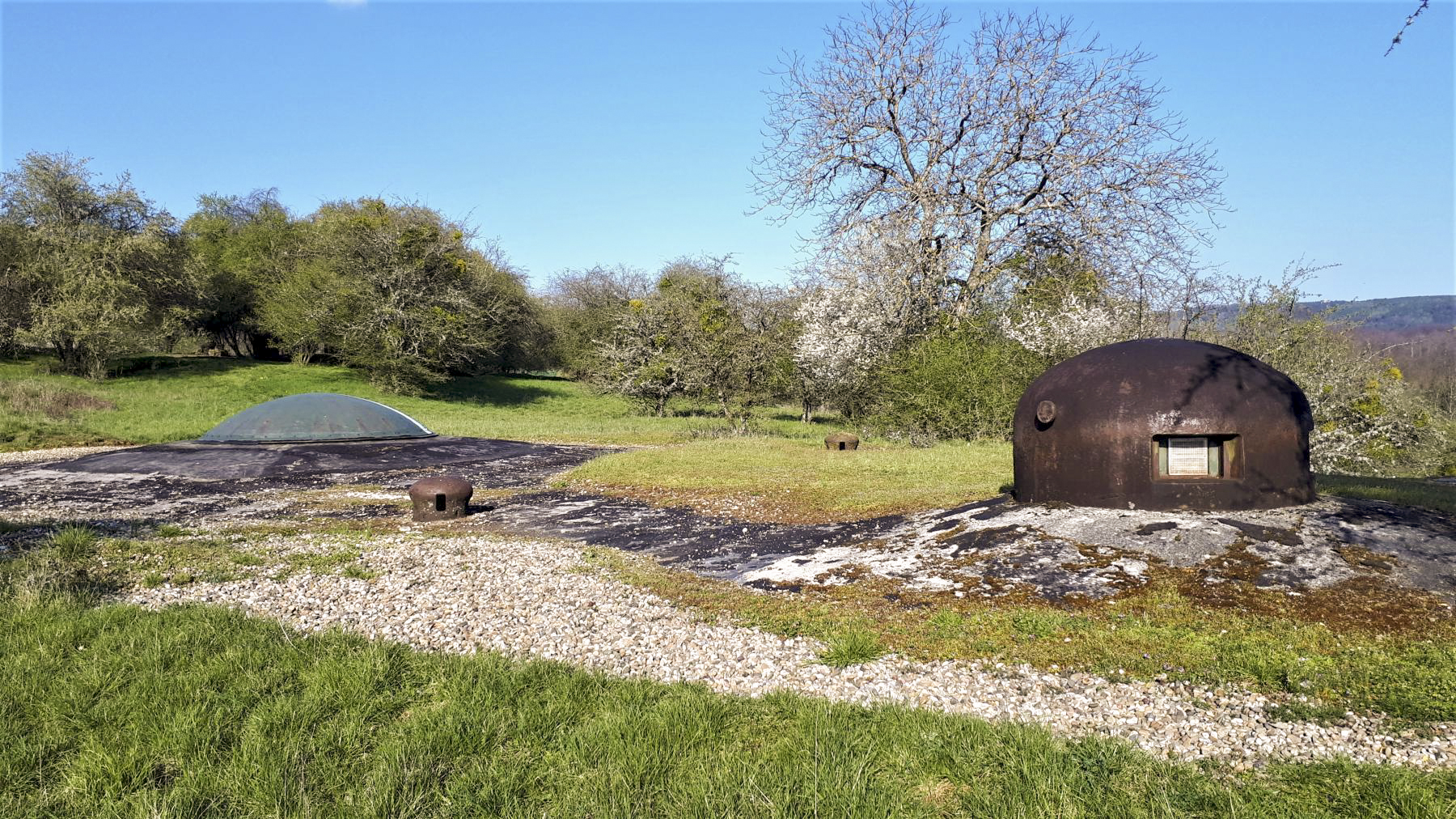 Ligne Maginot - FOUR A CHAUX - FAC - (Ouvrage d'artillerie) - Bloc 2
Tourelle de 75 et cloche GFM