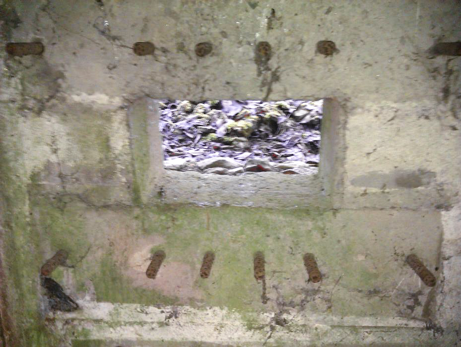 Ligne Maginot - Blockhaus BREITTUER 1 - Créneau Mitrailleuse