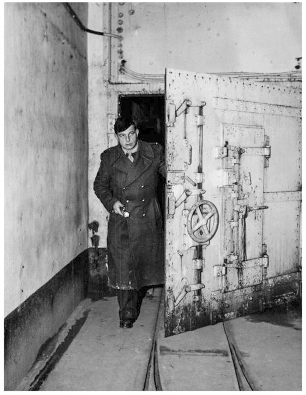 Ligne Maginot - HACKENBERG - A19 (Ouvrage d'artillerie) - L'ouvrage du Hackenberg lors de l'entretien après guerre - Inconnu - Presse