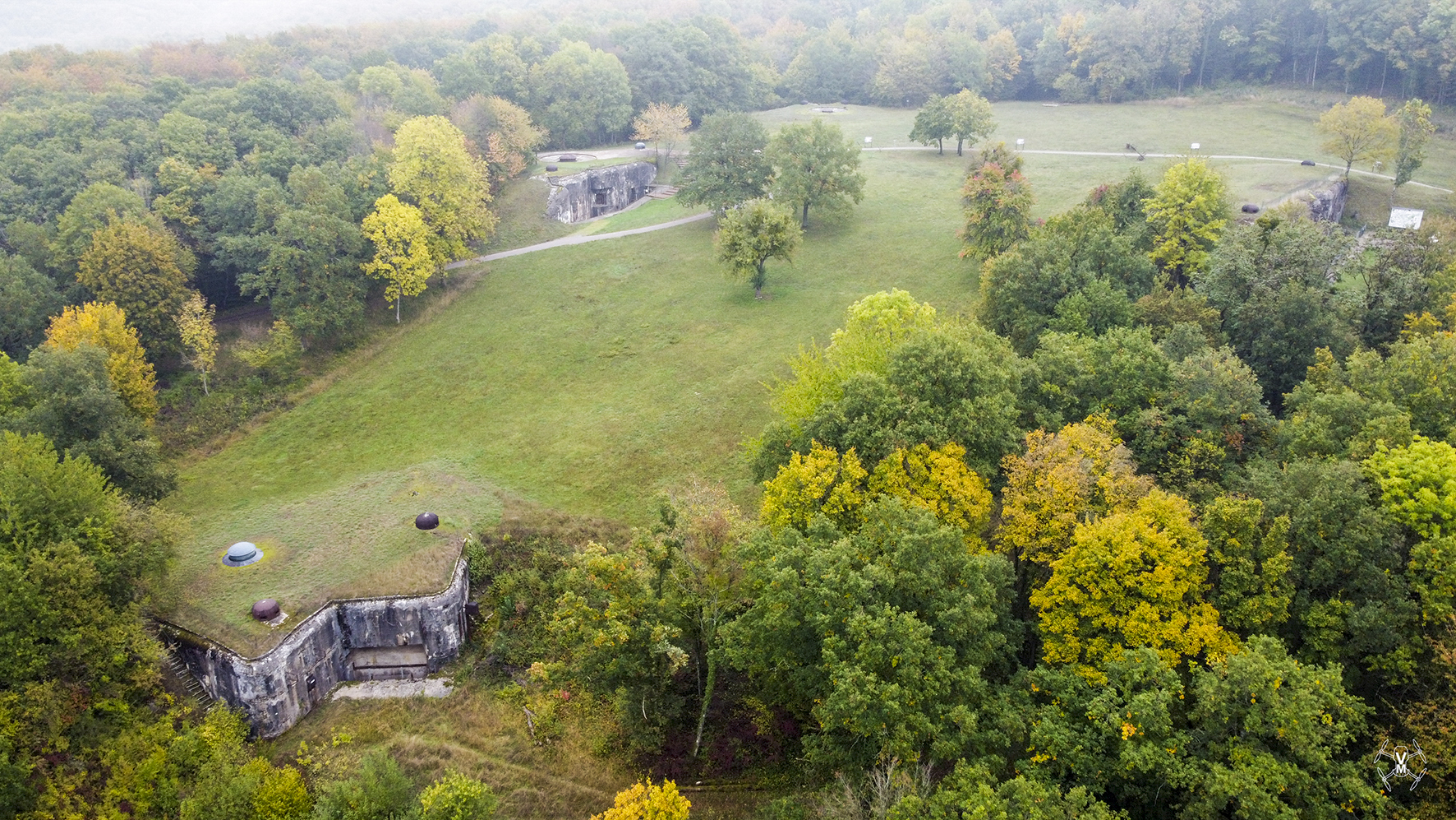 Ligne Maginot - HACKENBERG - A19 - (Ouvrage d'artillerie) - Le demi-ouvrage ouest
Les blocs 7, 8, 9 et 10 - Vincent et Michiel Vermeulen