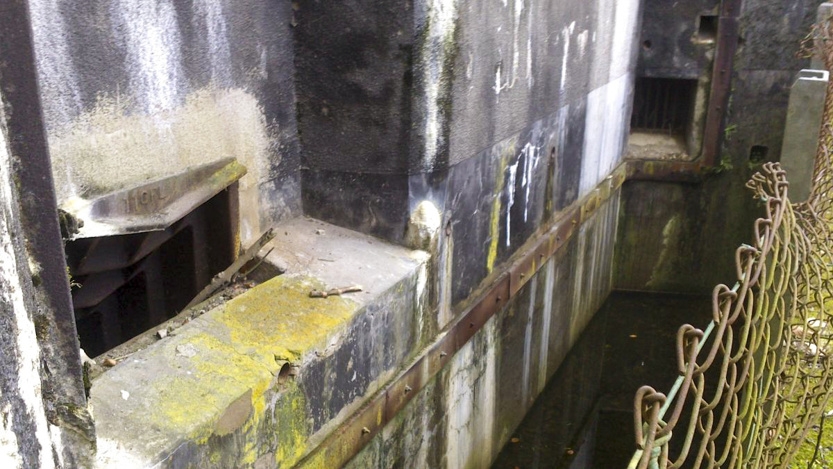 Ligne Maginot - HACKENBERG - A19 - (Ouvrage d'artillerie) - Fossé diamant du bloc 24 - 164maginot