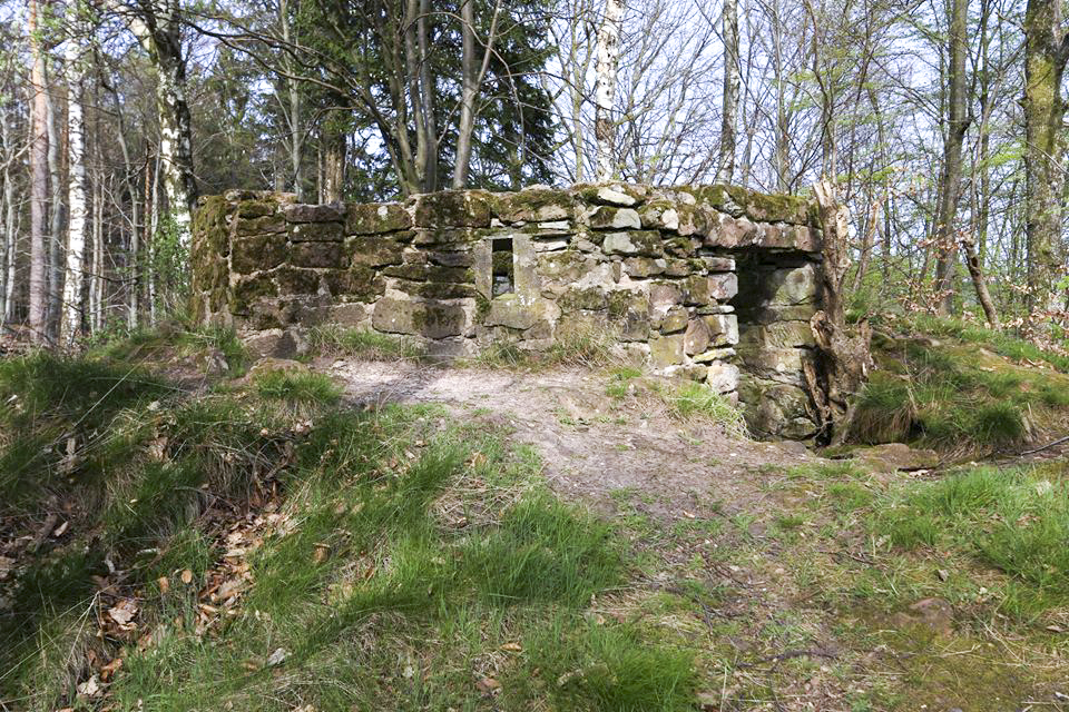 Ligne Maginot - CHATEAU NEUF 2 - (Blockhaus pour arme infanterie) - Créneau de gauche - GRAMI