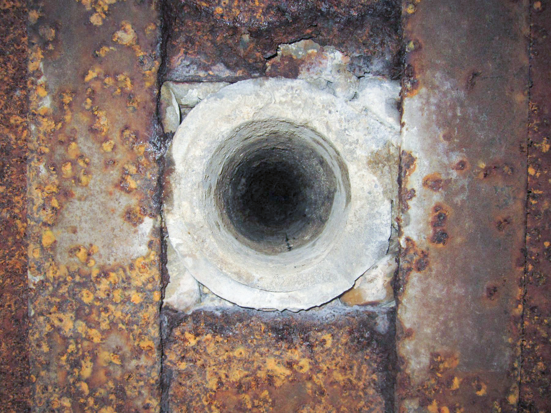 Ligne Maginot - FM127 - PETIT MUEHLBERG NORD - (Blockhaus pour arme infanterie) - L'orifice périscopique - Gregory Fuchs