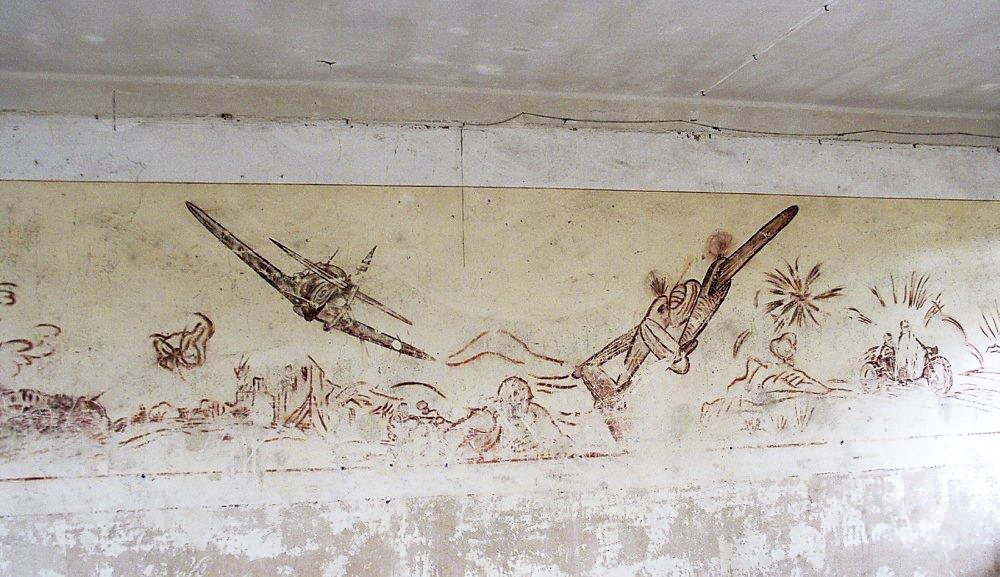 Ligne Maginot - LANGENSOULTZBACH - (Camp de sureté) - Bâtiment B
Salle 5
Peinture murale du casernement