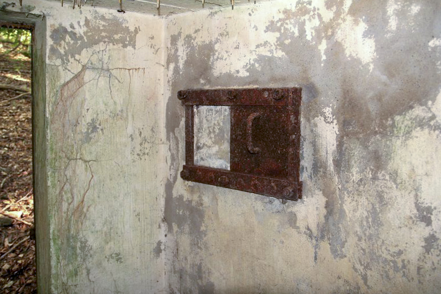Ligne Maginot - FM41 - GRAND MUEHLBERG 1 - (Blockhaus pour arme infanterie) - Créneau de gauche