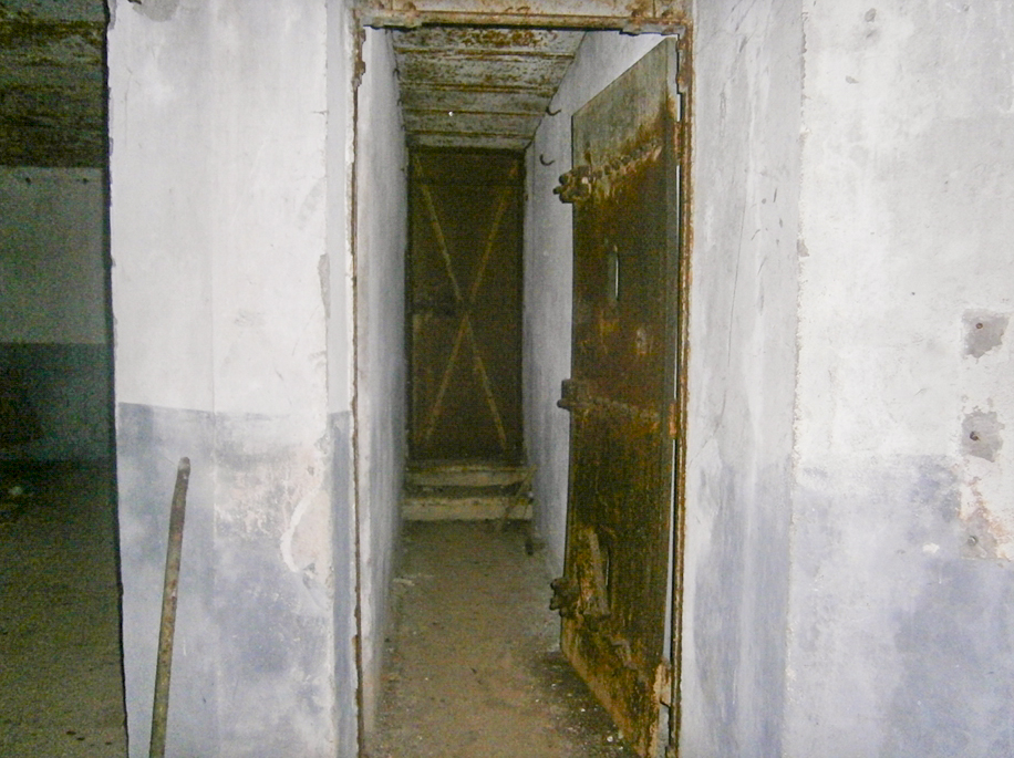 Ligne Maginot - LEMBACH - (Ouvrage d'infanterie) - Bloc 1
Couloir de l'entrée
