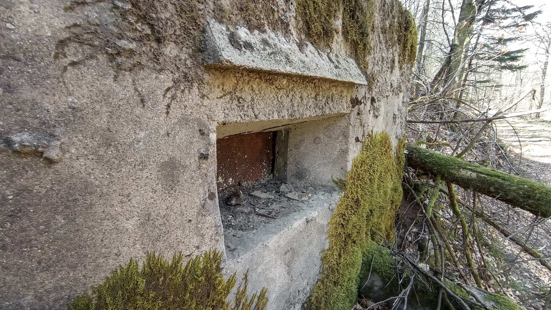 Ligne Maginot - M13 - NONNENHARDT OUEST 2 - (Blockhaus pour arme infanterie) - Détail du créneau mitrailleuse