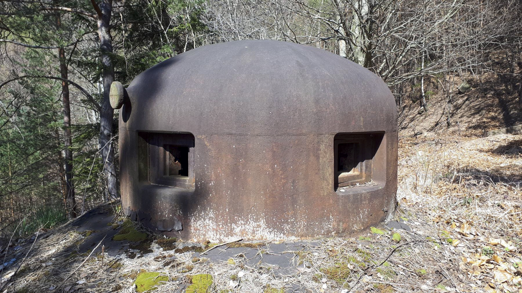 Ligne Maginot - NONNENHARDT N°1 - (Blockhaus pour arme infanterie) - La cloche GFM