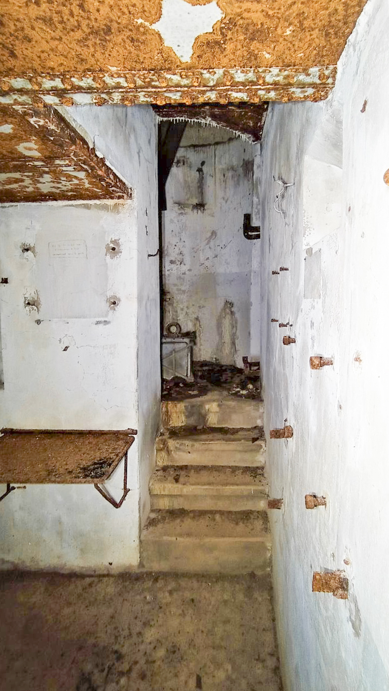 Ligne Maginot - NONNENHARDT N°2 - (Blockhaus pour arme infanterie) - Accès à la cloche GFM