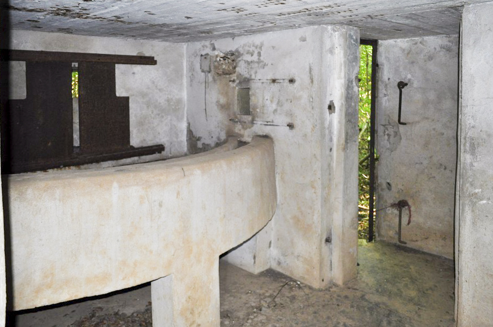 Ligne Maginot - L emplacement de la deuxieme mitrailleuse du coté de l entrée - L'emplacement de la deuxième mitrailleuse du coté de l'entrée - Pruzsina jérome