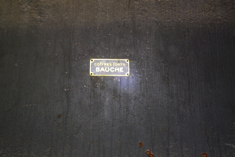 Ligne Maginot - NANCY- LAXOU - CENTRAL PROTéGé - (Central téléphonique isolé) - Porte étanche intérieure, plaque constructeur