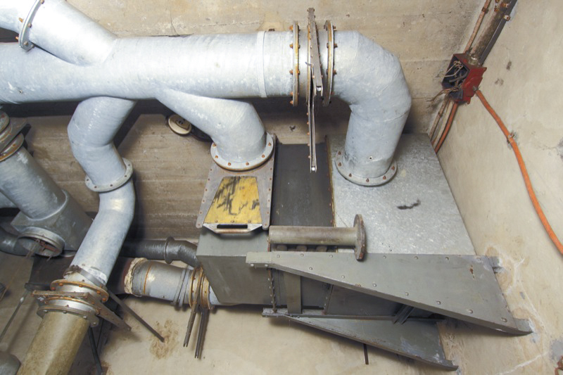 Ligne Maginot - NANCY- LAXOU - CENTRAL PROTéGé - (Central téléphonique isolé) - Système de ventilation
La batterie de réchauffage de l'air - Antoine SCHOEN