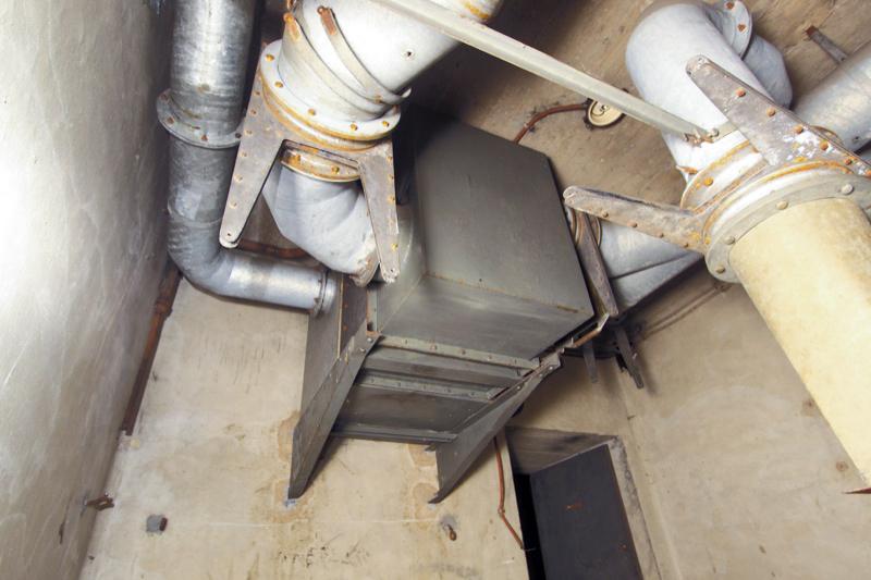 Ligne Maginot - NANCY- LAXOU - CENTRAL PROTéGé - (Central téléphonique isolé) - Système de ventilation
La batterie de réchauffage de l'air