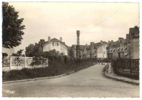 Ligne Maginot - HETTANGE GRANDE - (Cité Cadres) - La rue remontant depuis la rue principale (route de Thionville) et traversant la cité cadres