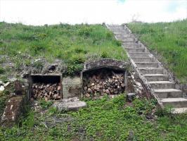 Ligne Maginot - BAMBIDERSTROFF SUD - C71 - (Casemate d'infanterie) - Rampe d'accès et niches de stockage extérieur