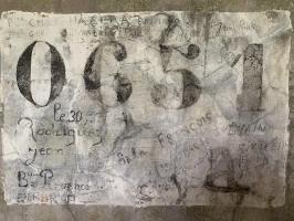 Ligne Maginot - PA DU CARREFOUR 243-3 - (Blockhaus pour arme infanterie) - Graffitis à l’entrée du blockhaus 