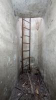 Ligne Maginot - E2 - (Chambre de coupure) - Puits d'accès au couloir latéral de la chambre 