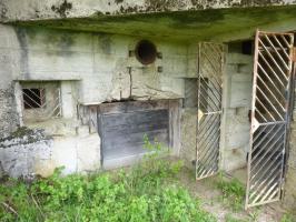 Ligne Maginot - FROESCHWILLER OUEST - (Casemate d'infanterie) - Coté entrée
