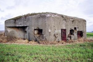 Ligne Maginot - B320 - CAMPHIN - (Blockhaus pour canon) - 