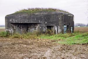 Ligne Maginot - B335 - LA PLAINE SUD - (Blockhaus pour canon) - 