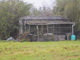 Ligne Maginot - BEF 265 - La FRETE Nord (Blockhaus pour canon) - Le blockhaus est visible d'un chemin de terre provenant de la rue du Riez.
