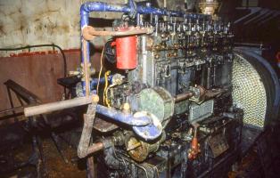 Ligne Maginot - KERFENT - A34 - (Ouvrage d'infanterie) - L'usine électrique
Groupe électrogène à moteur Renault