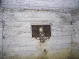 Ligne Maginot - BININGERWIESE 6 - (Blockhaus pour arme infanterie) - Le créneau mitrailleuse