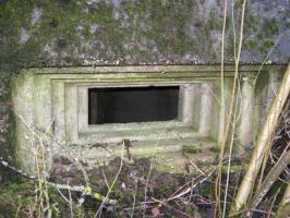 Ligne Maginot - GARTEN 2 - (Blockhaus pour arme infanterie) - Créneau mitrailleuse