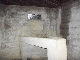 Ligne Maginot - GARTEN 5 - (Blockhaus pour arme infanterie) - Le créneau mitrailleuse et la tablette de tir