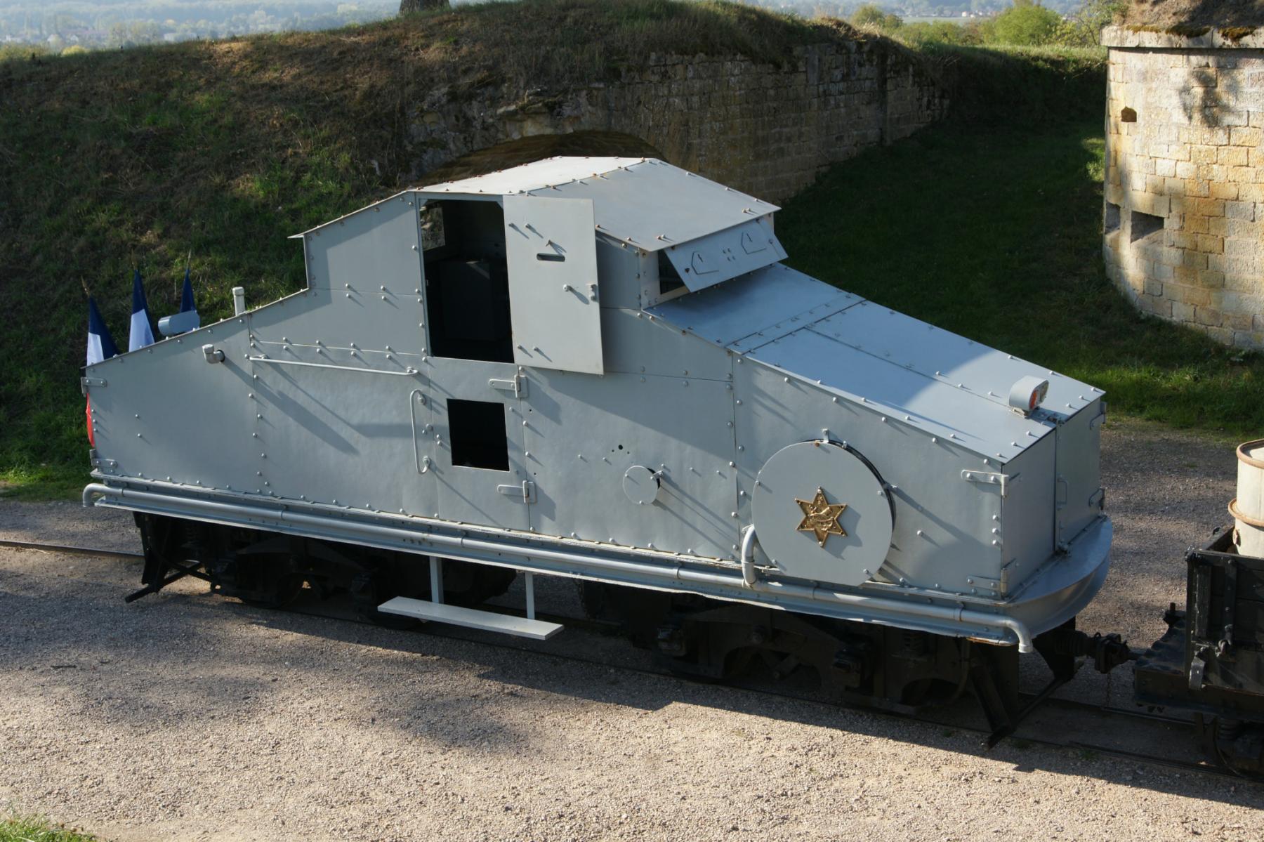 Ligne Maginot - Locotracteur petroléo-électrique CROCHAT type DL - 