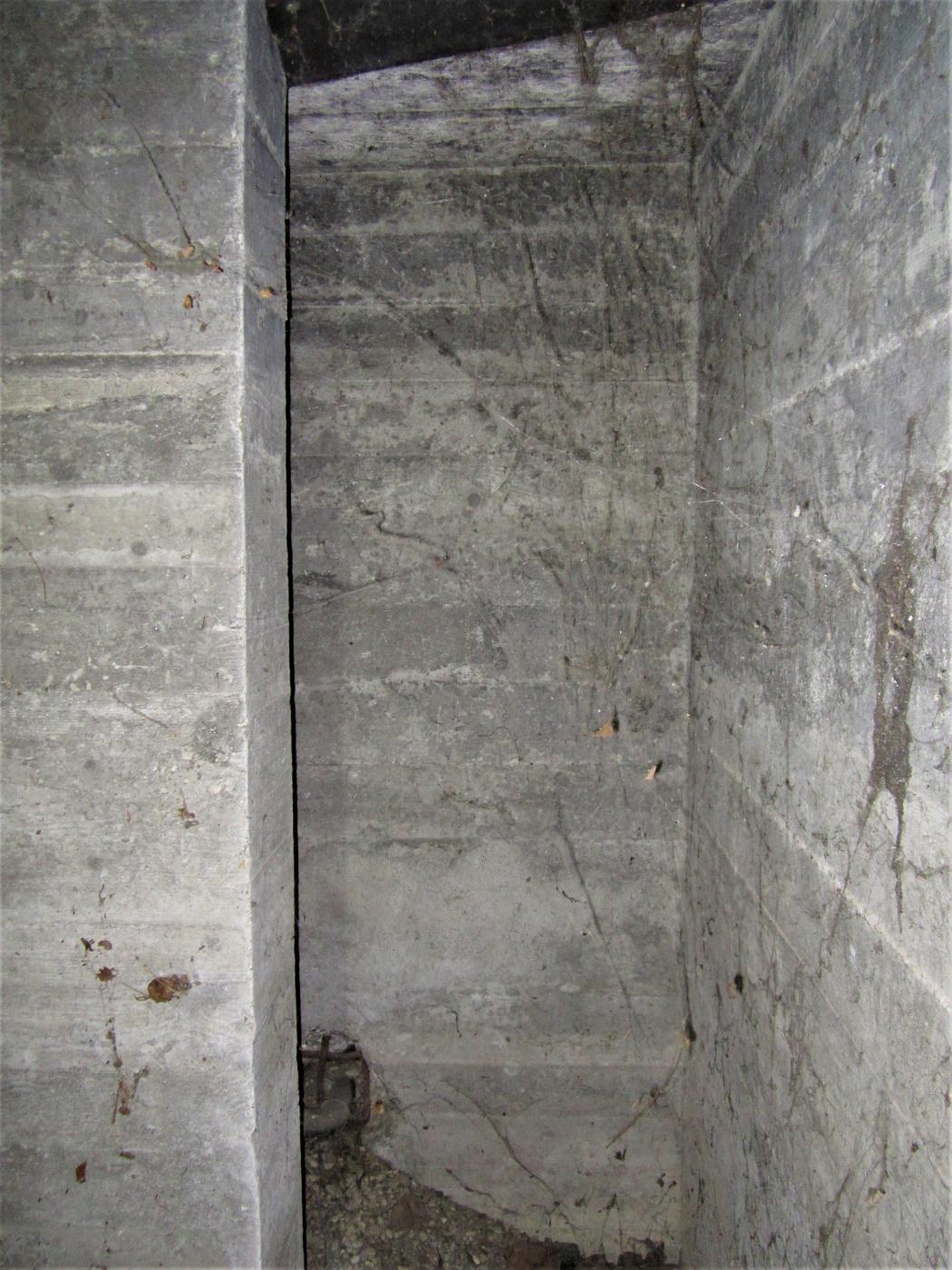 Ligne Maginot - 308C - PORT DU RHIN SUD 36 - (Blockhaus pour arme infanterie) - L'entrée en chicane