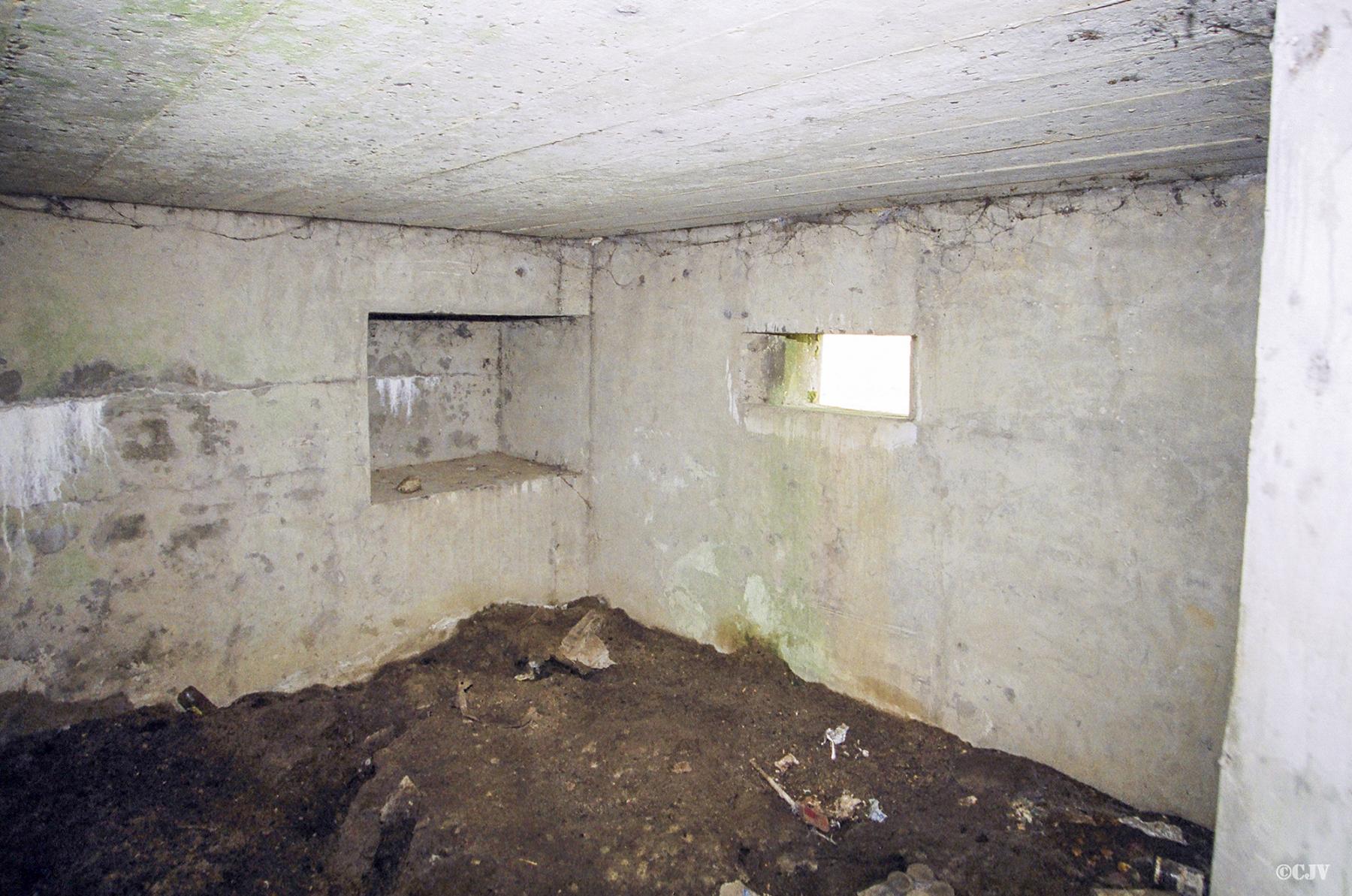 Ligne Maginot - B70 - HAEZEPOEL LINDE (Blockhaus pour arme infanterie) -  - Caspar Vermeulen