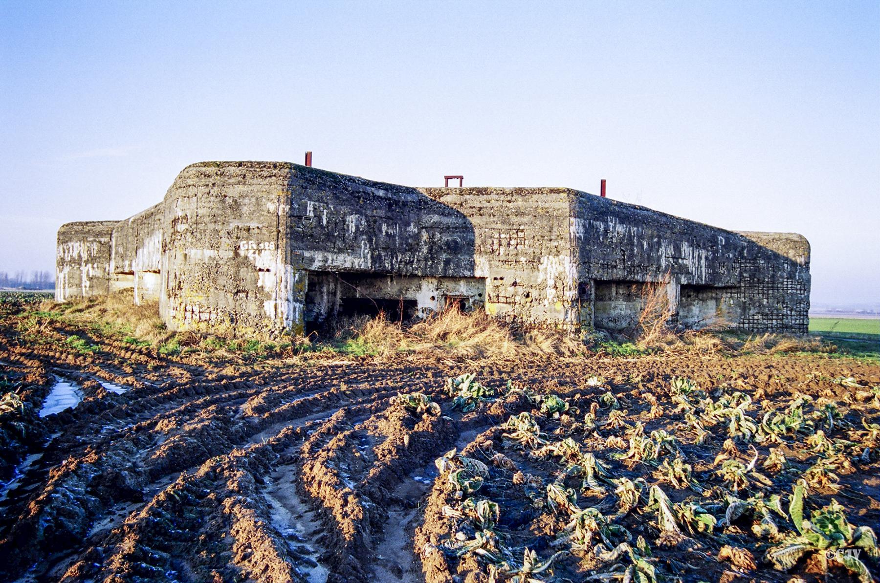 Ligne Maginot - CEZF-B - Les HUIT MESURES (Casemate d'infanterie - double) - 