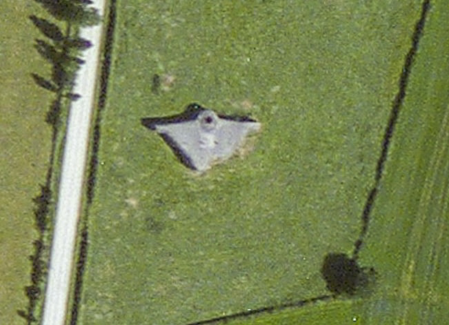 Ligne Maginot - CEZF-C - OCHTEZEELE (Casemate d'infanterie - double) - Voir le puits béant de la cloche.