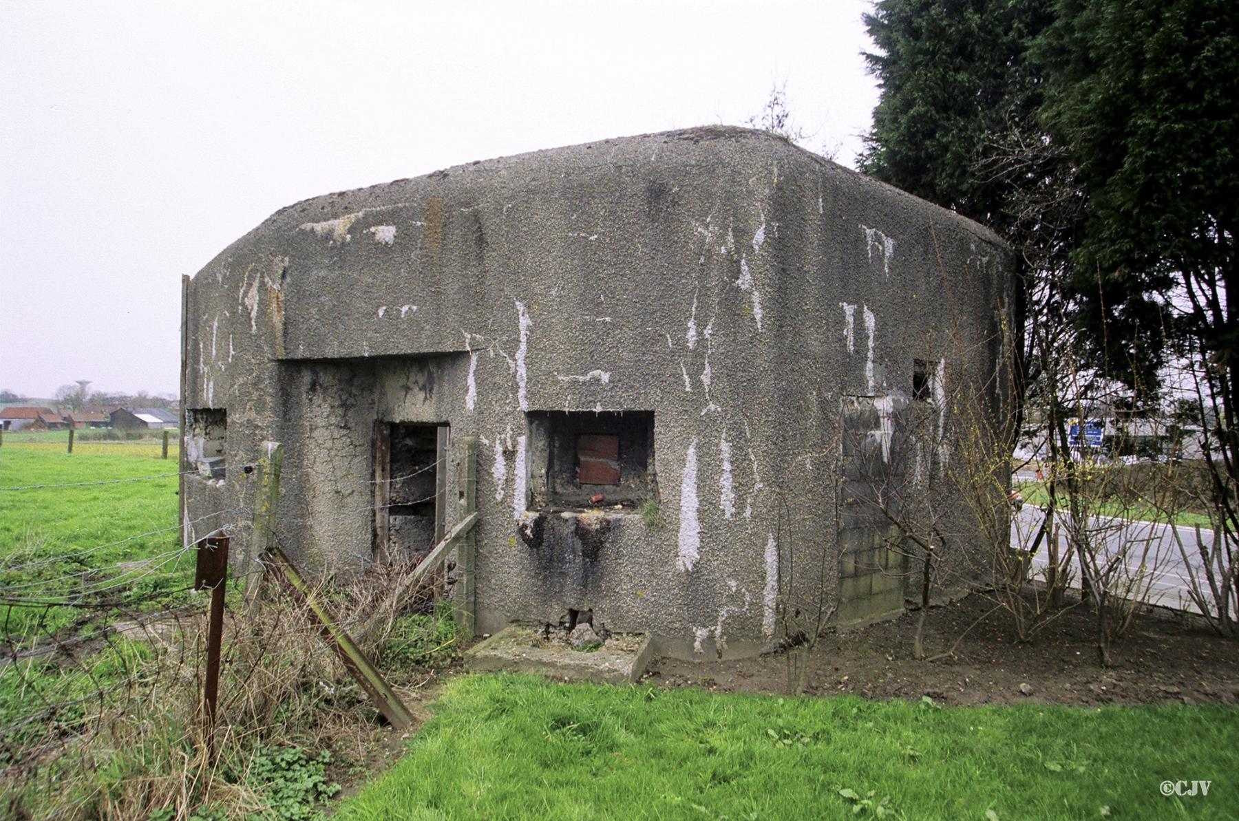 Ligne Maginot - B254bis - PONT du FORET (Blockhaus pour canon) - 
