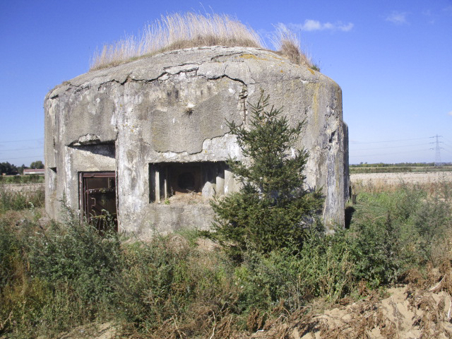 Ligne Maginot - B311 - LA COUTURE - (Blockhaus pour canon) - Face orientée côté sud.