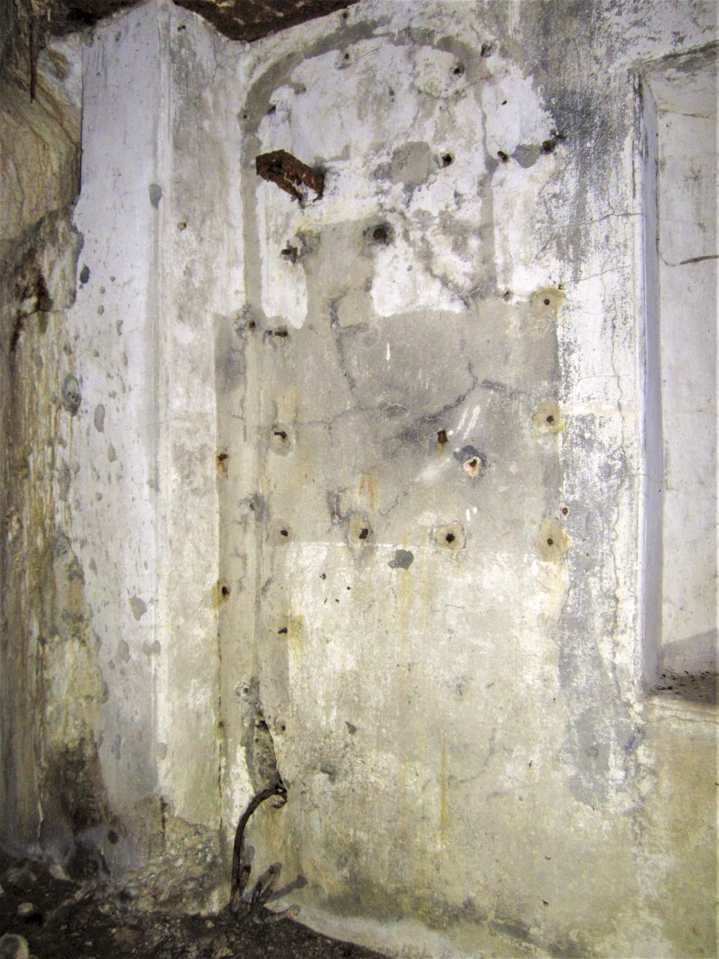 Ligne Maginot - TRAUTBACH OUEST - (Blockhaus pour arme infanterie) - Emplacement du matériel téléphonique