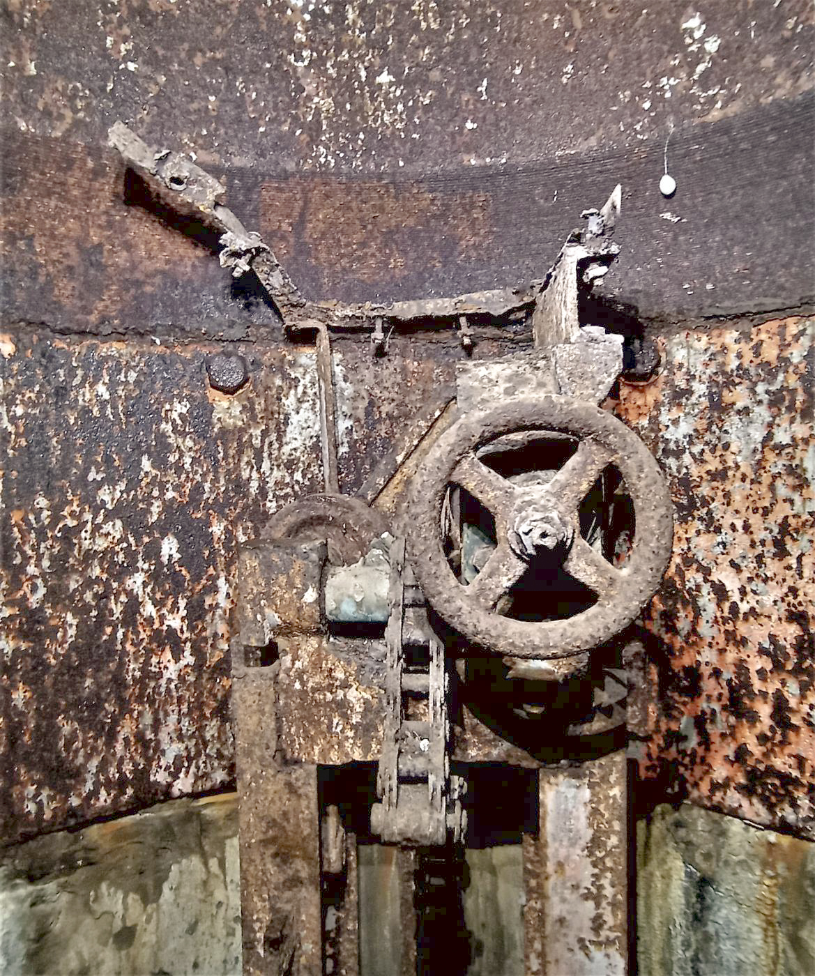 Ligne Maginot - TRAUTBACH OUEST - (Blockhaus pour arme infanterie) - Système de manœuvre du plancher mobile de la cloche GFM Ouest