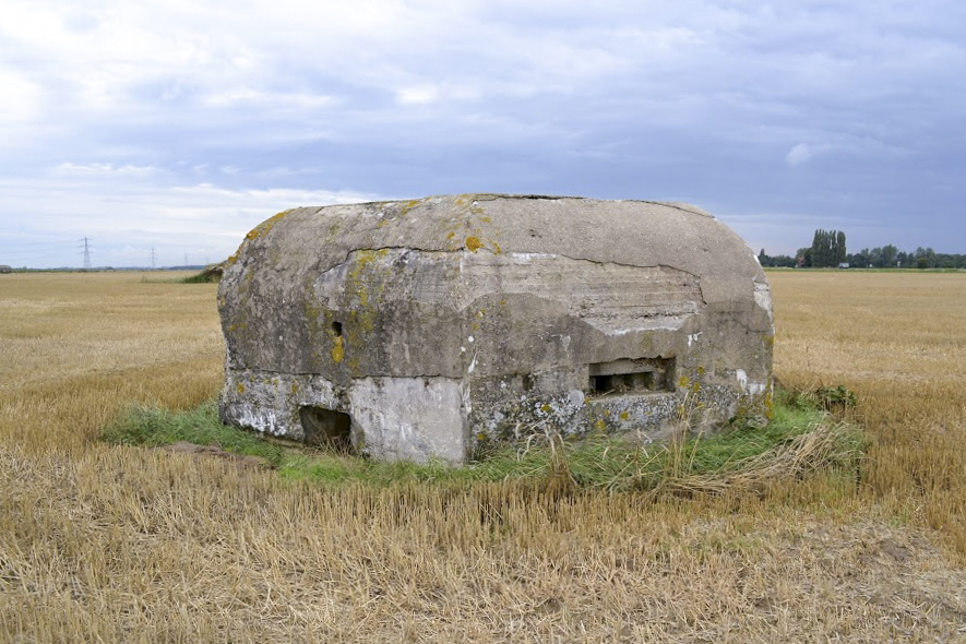 Ligne Maginot - BEF 662 - LA COUTURE SUD 4 - (Blockhaus pour arme infanterie) - Face orientée côté est.