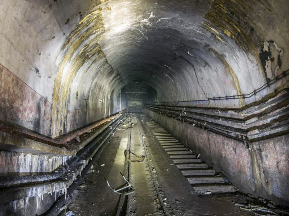 Ligne Maginot - MONT DES WELCHES - A21 - (Ouvrage d'artillerie) - Entrée munitions 
Le bas du plan incliné
