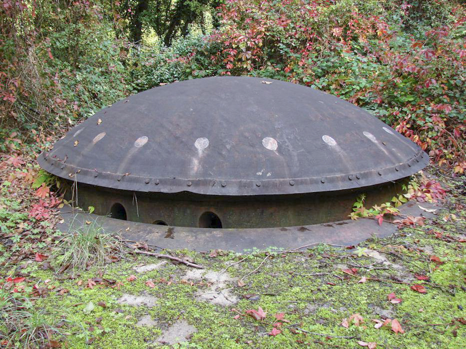 Ligne Maginot - MONT DES WELCHES - A21 - (Ouvrage d'artillerie) - Bloc 4
Tourelle pour canons de 75mm.