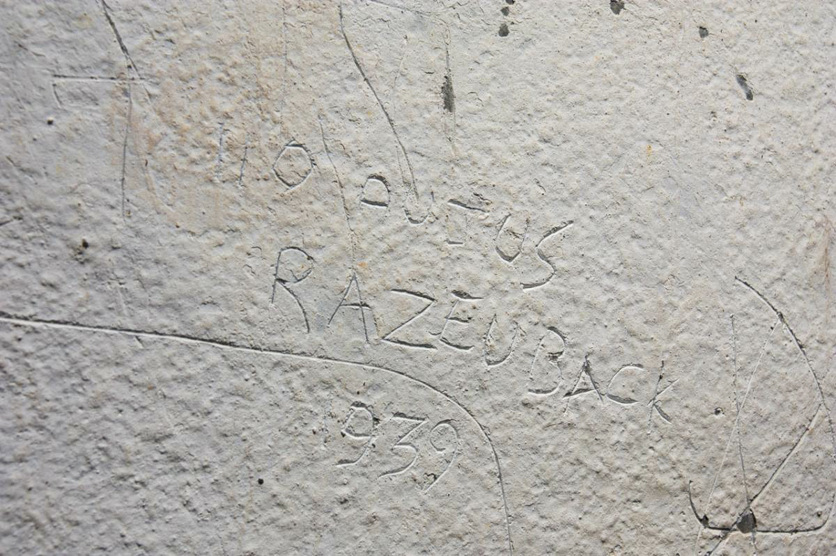Ligne Maginot - MONT DES WELCHES - A21 - (Ouvrage d'artillerie) - Bloc 5
(De mémoire) dans l'observatoire de l'ouvrage